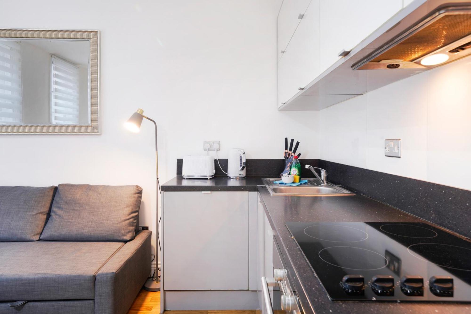 Apt 1, Soho Apartments 1St Floor By Indigo Flats London Exteriör bild